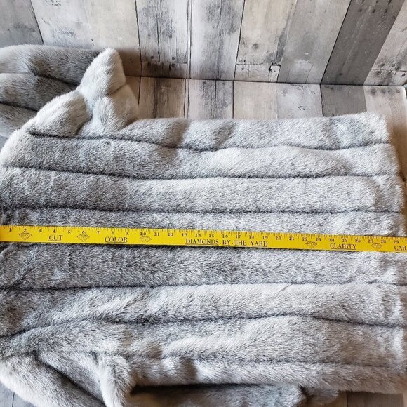 Oversized Fit -Dennis Basso Faux Fur Coat In Grey Full Zip Fully Lined – Size XS - Picture 7 of 8